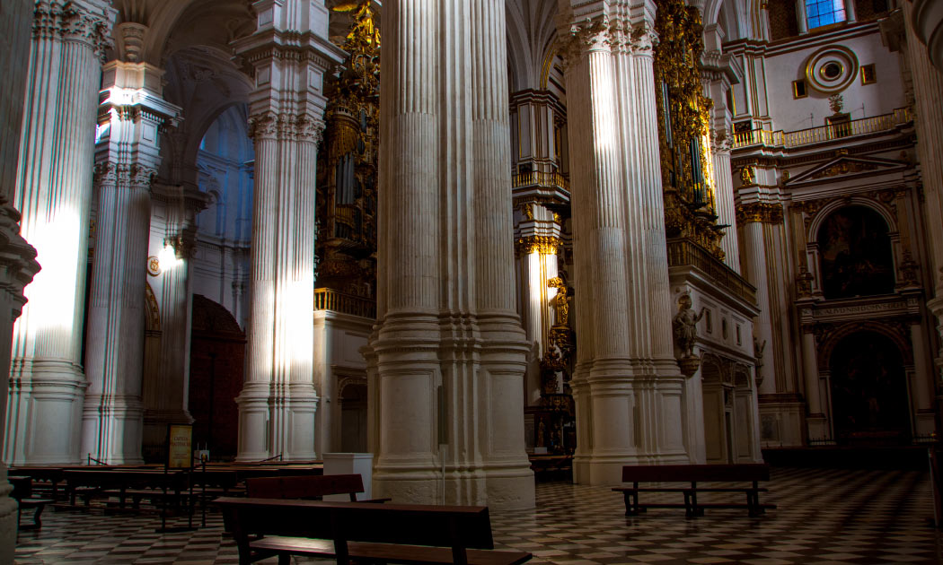 Influence of light on Granada Cathedral