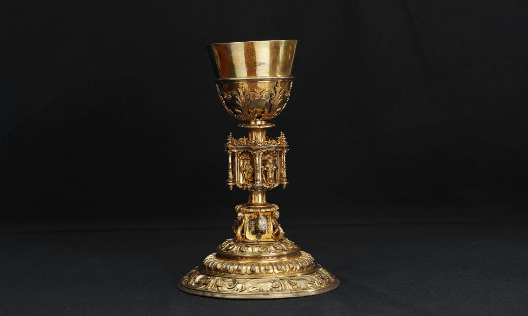 The gold and silver work of the Catholic Monarchs in the Royal Chapel