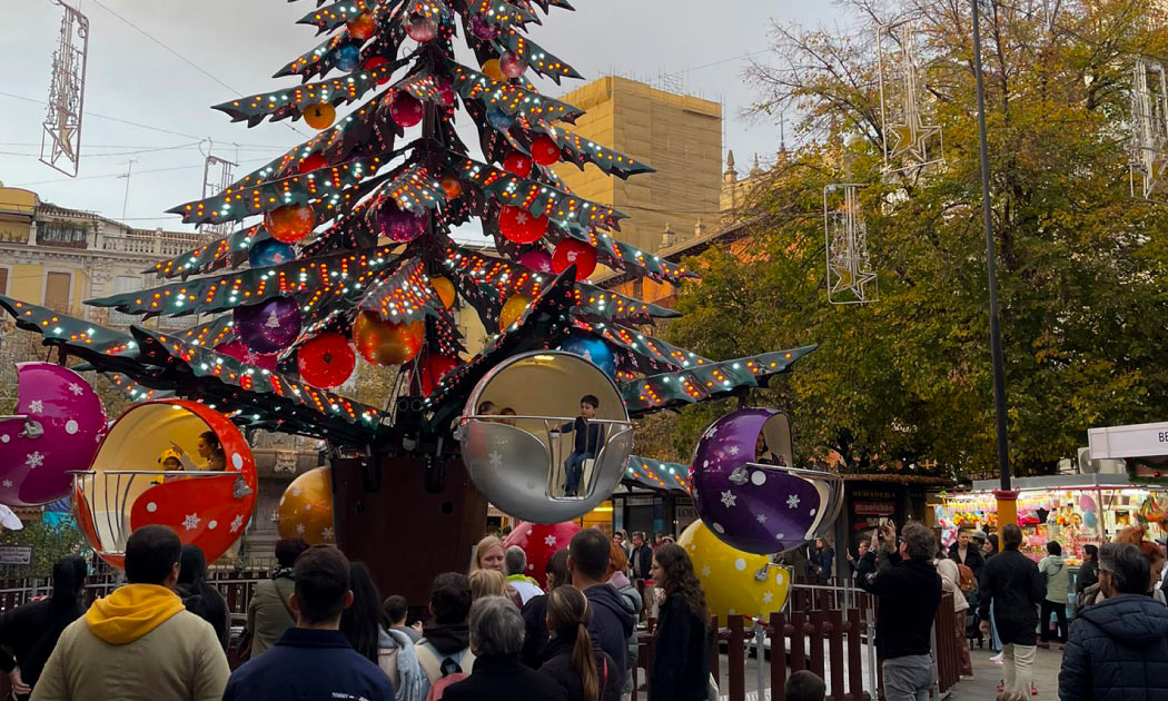 Christmas in Granada with the Cathedral and its Christmas markets